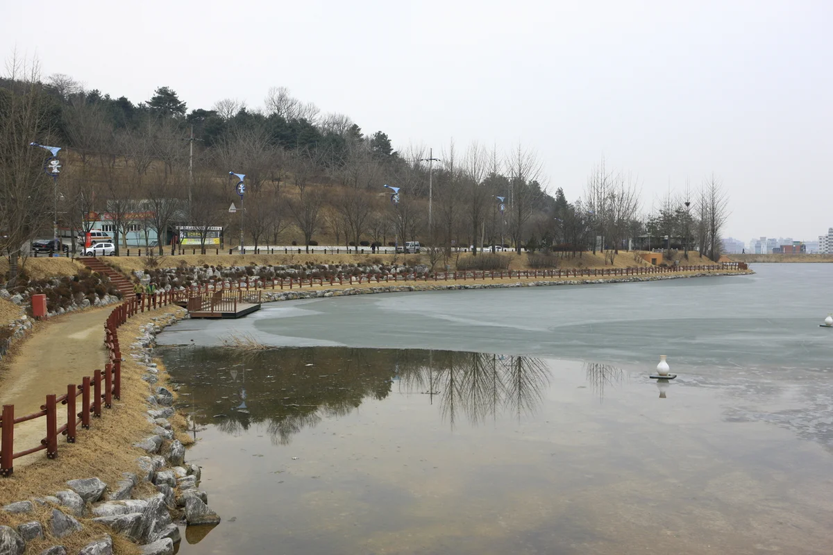 이천시 산책 명소: 설봉공원 - 이천시 여행